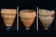 cremation urns (2) (photo courtesy of Glasgow University)